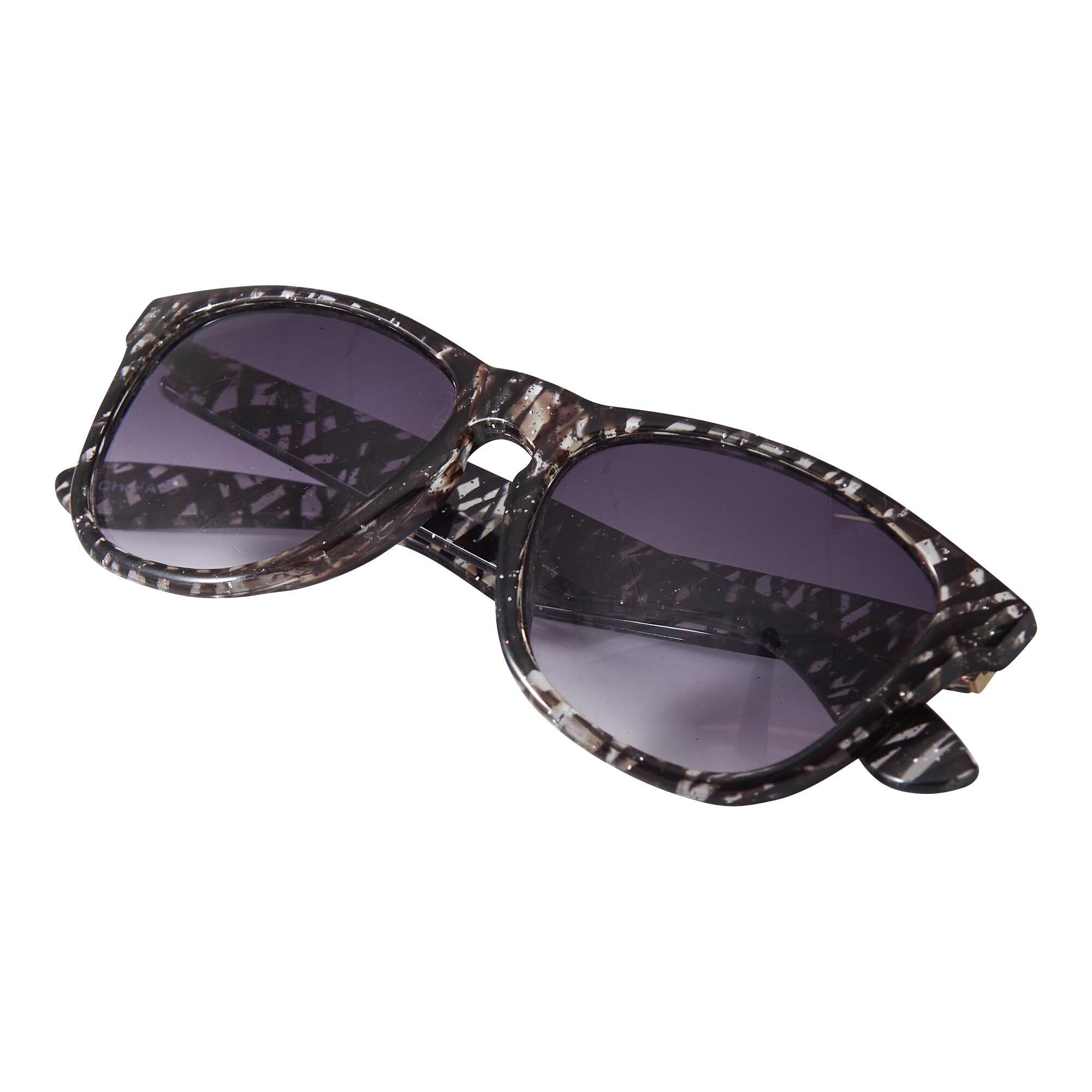Unisex Fashion Sunglasses - One Size – Giant Tiger